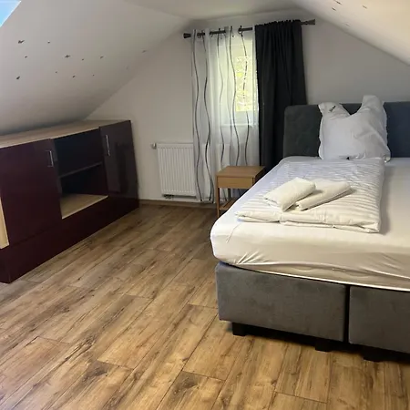 Han/Misafirhane Gaststaette Puetz