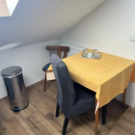 Gaststaette Puetz Мини-отель 3*