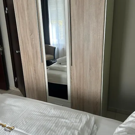 Мини-отель Gaststaette Puetz