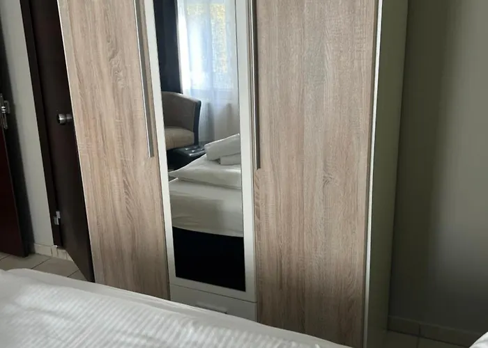 Inn Gaststätte Pütz - Checkin: Eiserfelderstrasse 399